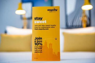 هتل Staycity Aparts Saint Augustine Street