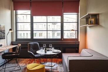 هتل آپارتمان Hood House