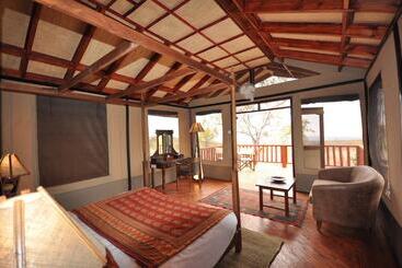 هتل Elephant Rock Luxury Camp Tarangire