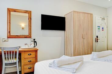 ホテル Oyo Lodge  Birmingham Airport & Nec