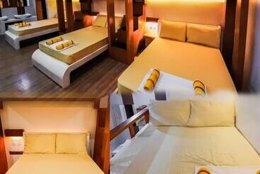 Morongstar Hotel And Resort