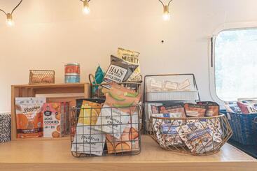 渡假胜地  Hutton Brickyards Riverfront Hotel & Venue