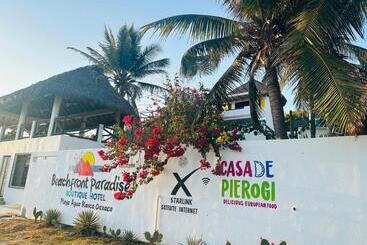 مبيت وإفطار Beachfront Paradise Boutique