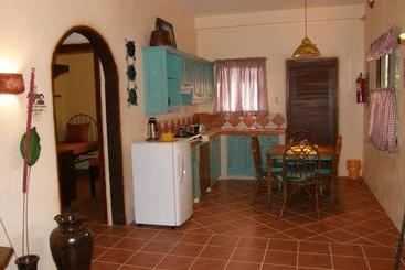 هتل Florentina Homes