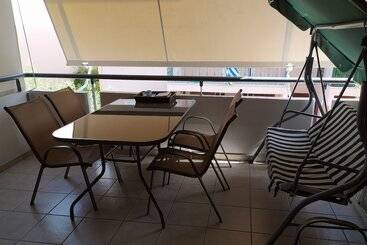 ホテル A&j Apartments Or Rooms Athens Airport