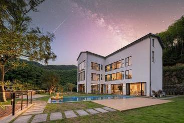 فندق Moganshan Mountain House