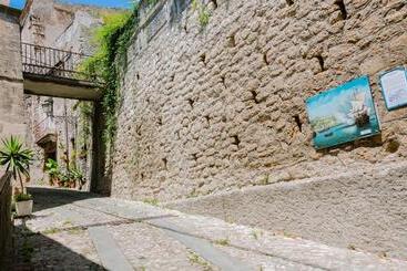 مبيت وإفطار Dimora Cavour