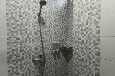 فندق Balqies Homestay Syariah Makassar Mitra Reddoorz