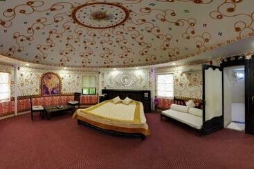 ホテル Medhavi Ryan Resort