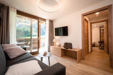 Nira Mountain Resort Futura