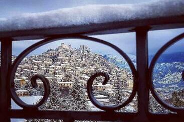 پانسیون Al Castello