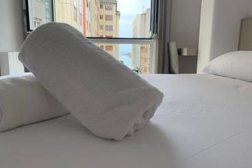 پانسیون Oxford Suites Ciudad De La Coruña
