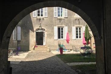 צימר Un Dimanche Chez Julie Chambre Célestine