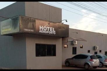 בית מלון כפרי Pousada Aeroporto