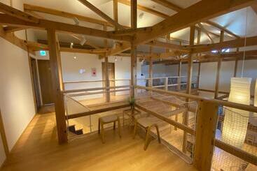 פנסיון ゲストハウス酒坊多満自慢