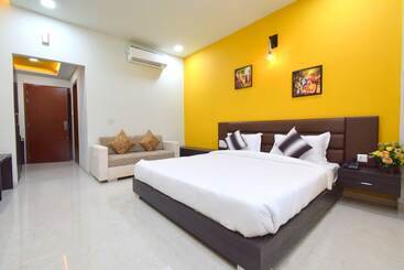 The Sky Imperial  Hotel Gopal Darshan