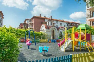 Apollon 7 Apartments