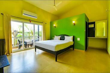 هتل Fabescape Vagator Retreat Resort With Swimming Pool   Nr Vagator Beach