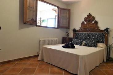 ホテル La Posada Del Isabena