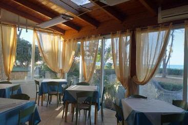 پانسیون Room In Bb   Quadruple Room For A Totally Relaxing Holiday