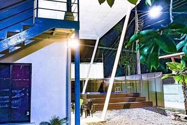 Puerto Viejo Lodge