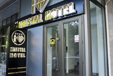 酒店 Kristal Inn