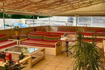 בית מלון כפרי Le Chill