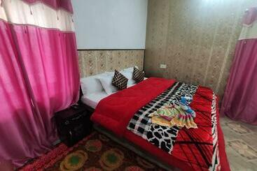 هتل Sun Shine Homestay