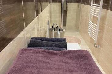 펜션 Délibáb Wellness Vendégház