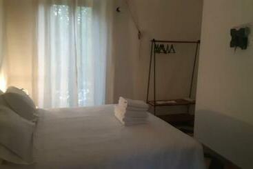 استراحتگاه Relais Frasimon Antico Casale