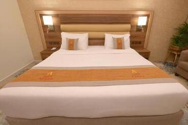 בית מלון כפרי Azard