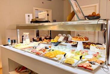 هتل Jardim Da Lapa By Shiadu