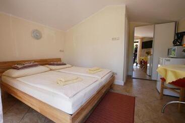 هتل Pension Mittag