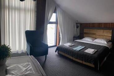 ホテル Rikabar Restaurant & Nature