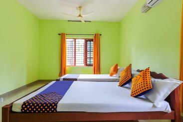 酒店 Spot On Sreepadmini Ss Ayurmadam