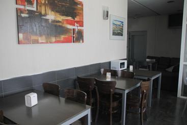 پانسیون Hostal Francisco Salinas