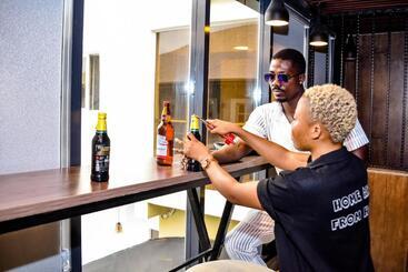 Riviera Hotel, Apartments & Resorts