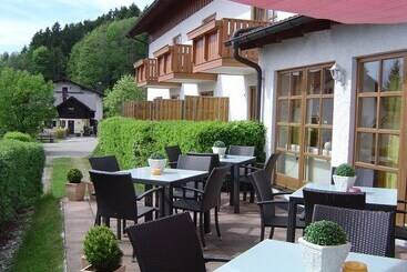 Ferien  Und Aktivhotel Zum Arber