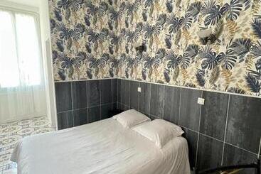 ホテル Interlaken