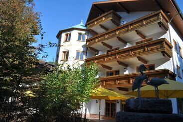 בית מלון כפרי Restaurant Kreuzberghof Tagungs  Und Veranstaltungs