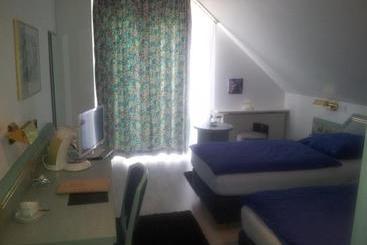 Hotel Lauterbach Am See