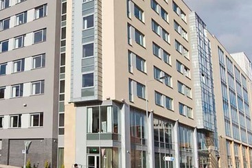 هتل Leonardo Bradford