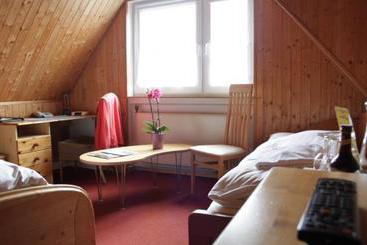 هتل Pension Domblick