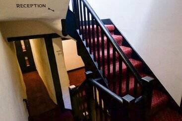 בית מלון כפרי The Black Boy Inn