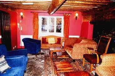 酒店 The Old Priory