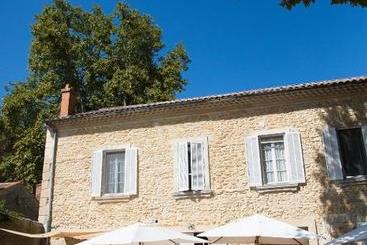 هتل Villa Aurenjo