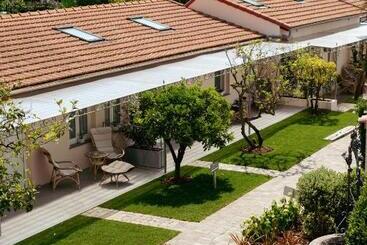 هتل Villa Fabulite