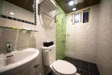 צימר 羅東夜市繽紛世界