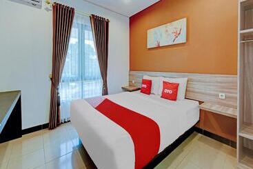 בית מלון כפרי Capital O 90497 Navaya Guest House