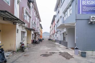 호텔 Koolkost Syariah @ Jl Kelapa Dua Raya Tangerang